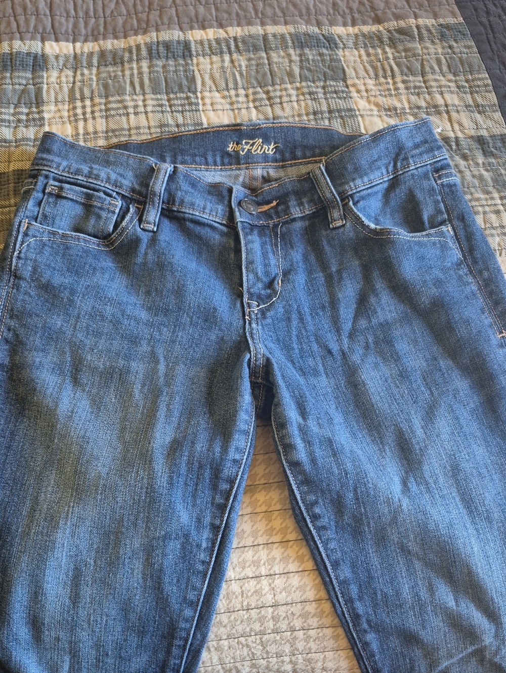 Women's Blue Denim Old Navy The Flirt Zip Ankle Jeans Size 2